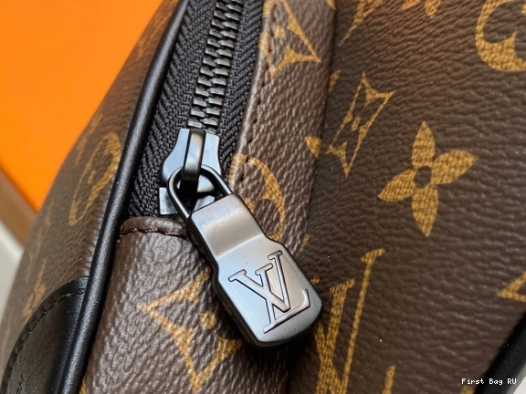 First bags ru VUITTON LOUIS BUMBAG CHRISTOPHER 0727
